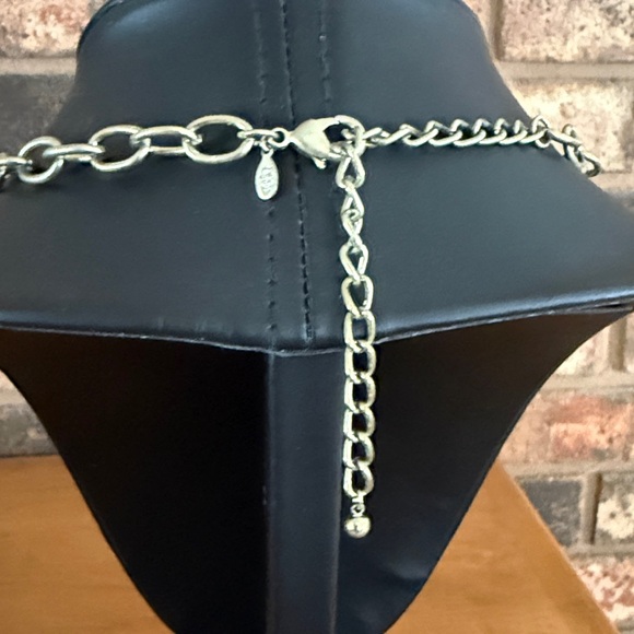 Premier Designs Green faceted cabochon gold tone statement necklace - Picture 4 of 4